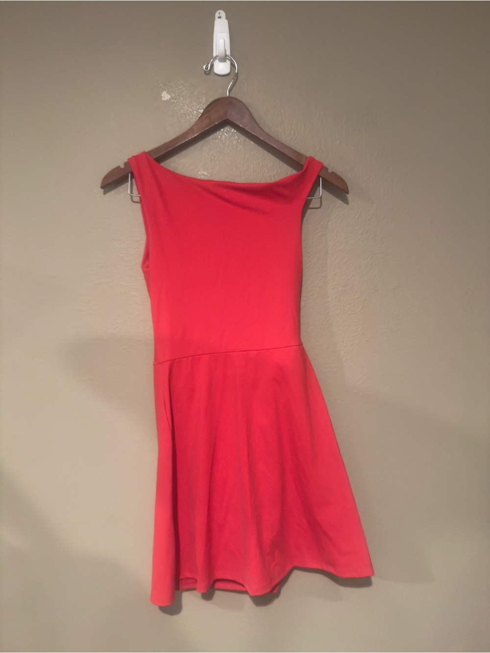 Qinsen NWT Off the Shoulder Stretchy Athletic Tennis Dress Red Small - Picture 8 of 8